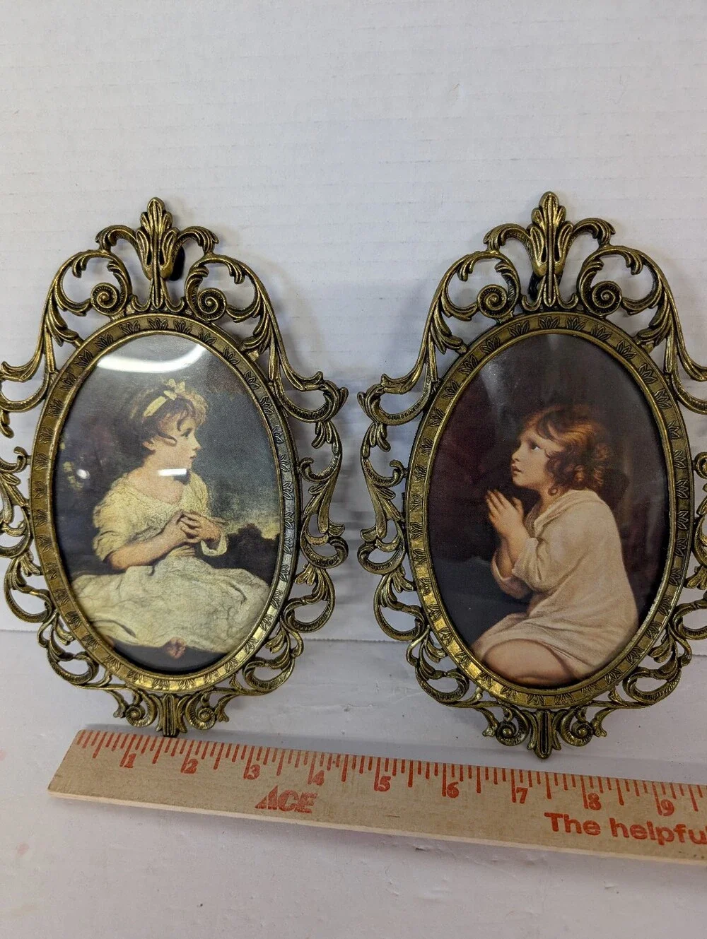 Vintage Pictures In Gold Ornate Oval Wall Children Praying (Set of 2)